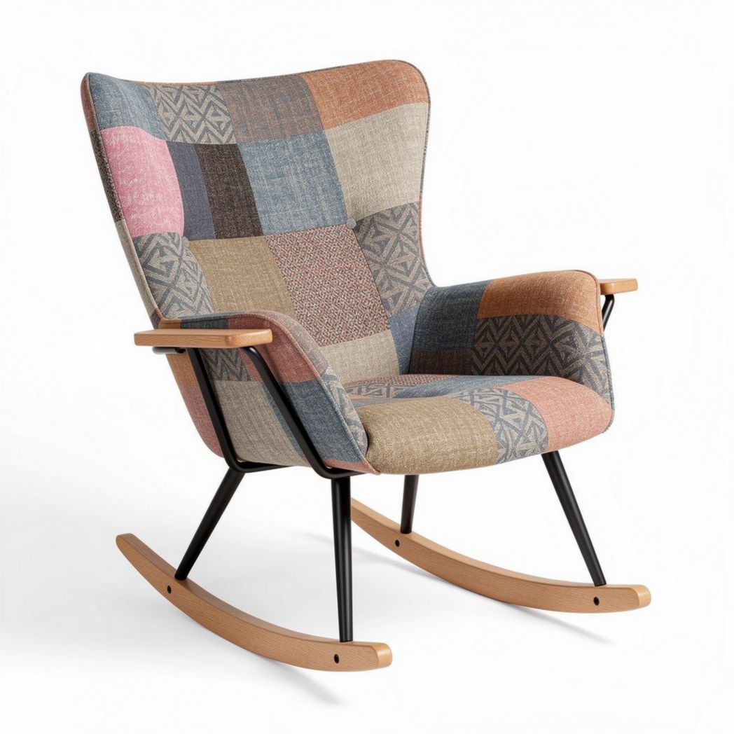 Schommelstoel met patchwork bekleding en houten armleuningen 80 x 75 x 100cm